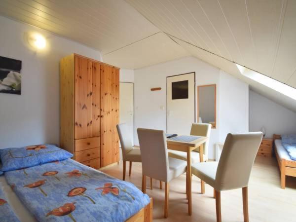 Dom Pod Sosnami Bed & Breakfast เมียลโน ภายนอก รูปภาพ