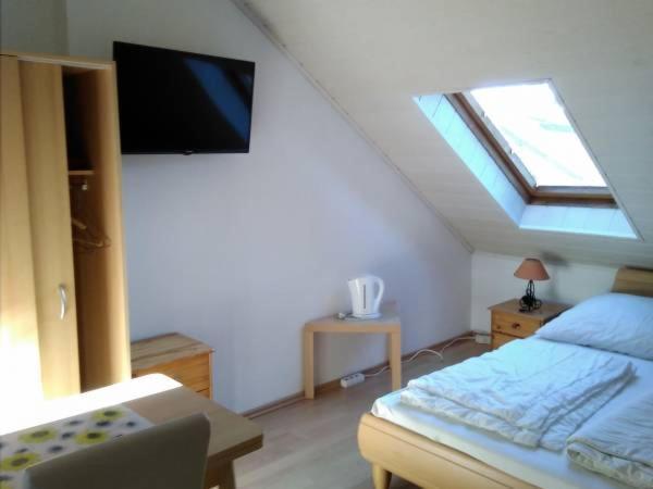 Dom Pod Sosnami Bed & Breakfast เมียลโน ห้อง รูปภาพ